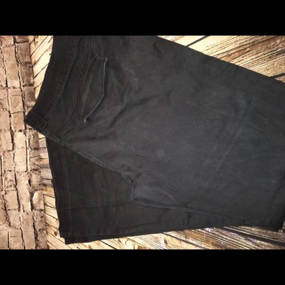 SO Pants  - Picture 4 of 4